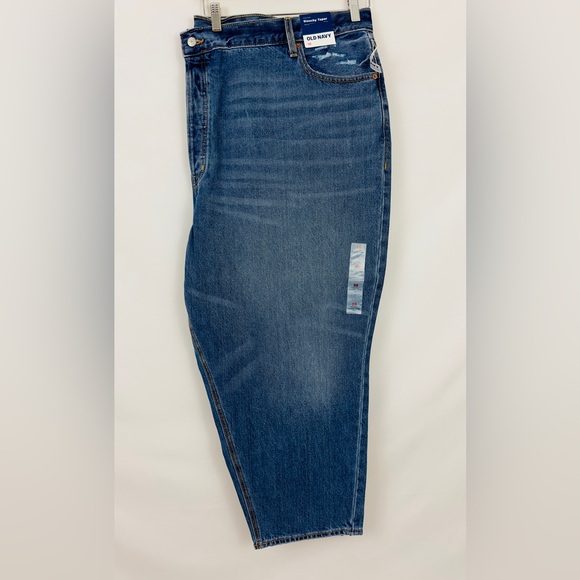 OLD NAVY Woman’s Plus Size 28 High Rise, Slouchy Taper Ankle Fit Jeans. . NWT - Picture 2 of 12